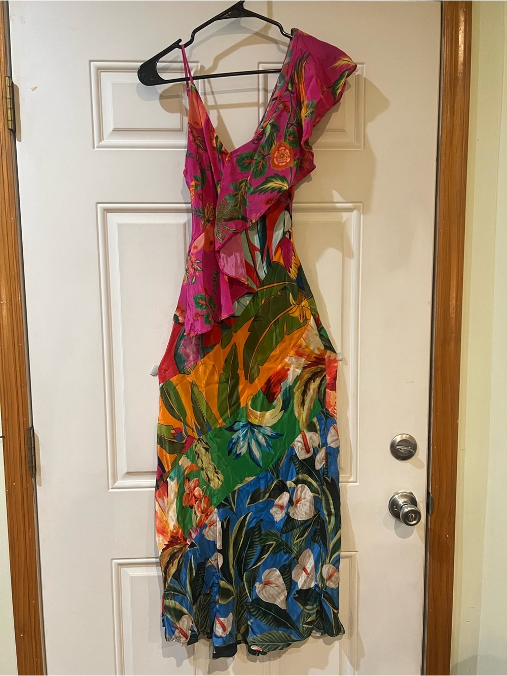 FARM Rio One-Shoulder Tropical Ruffle Dress in Pink & Multicolor Size Small